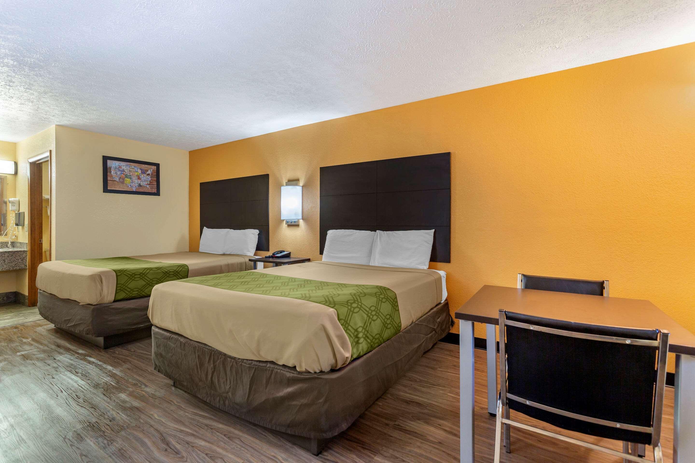 Econo Lodge Nashville North - Opryland Exterior photo