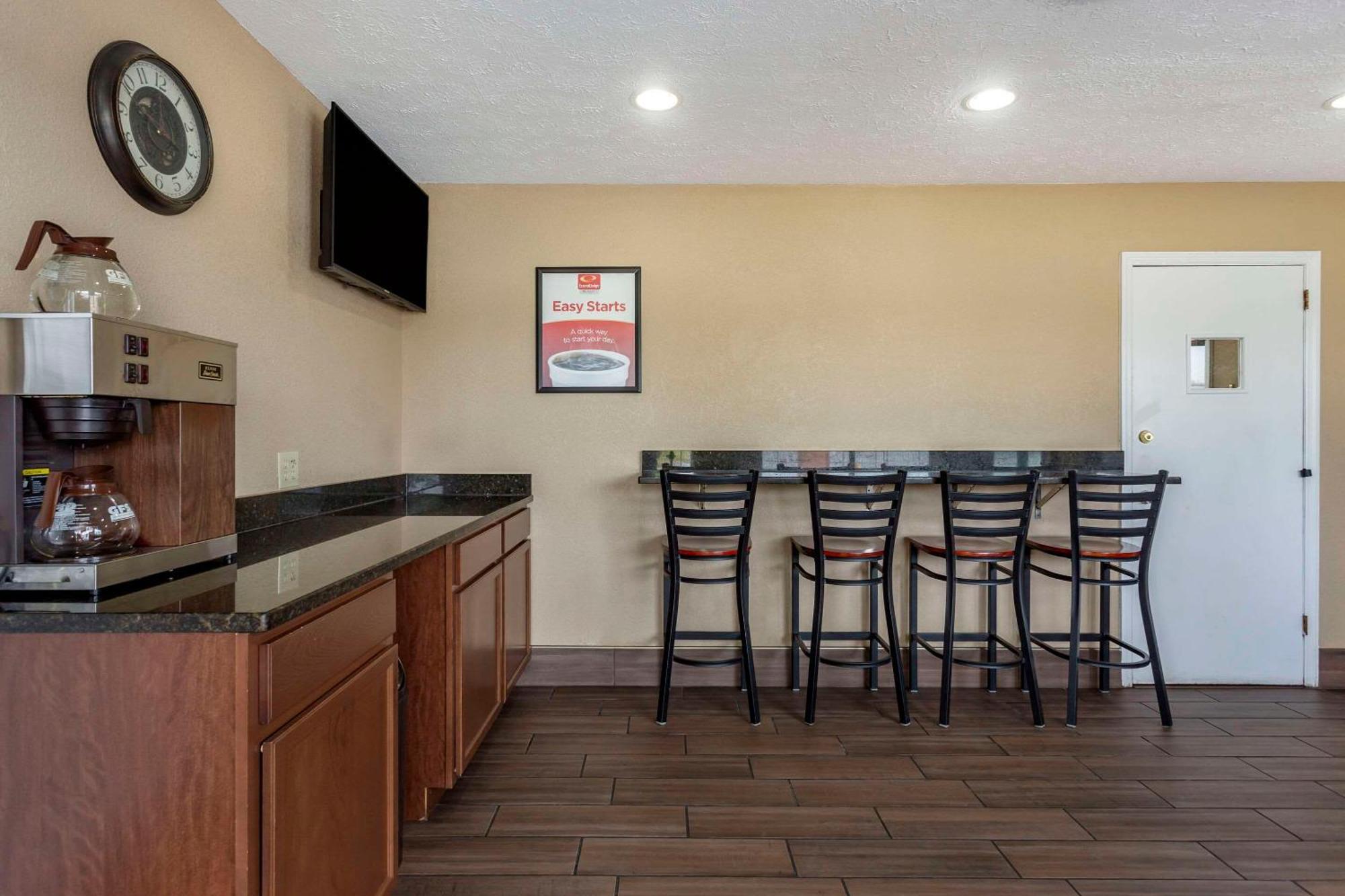 Econo Lodge Nashville North - Opryland Exterior photo