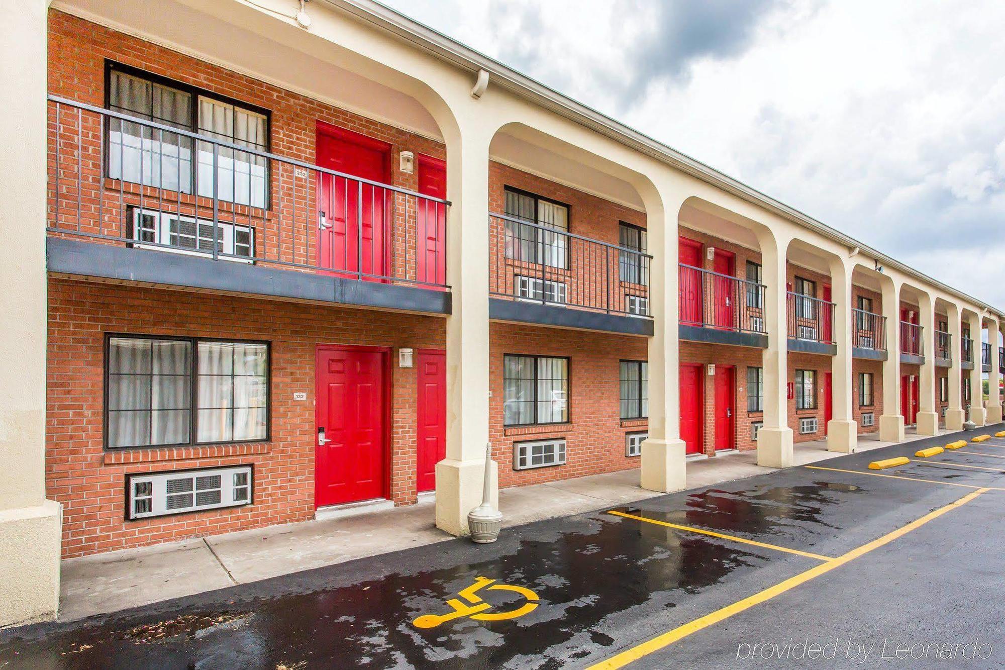 Econo Lodge Nashville North - Opryland Exterior photo